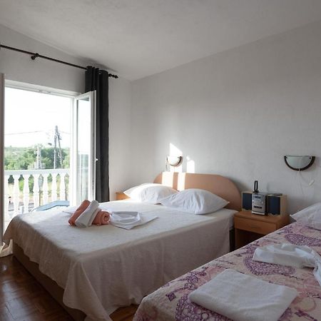 Marina'S Apartments ราชานาส ภายนอก รูปภาพ