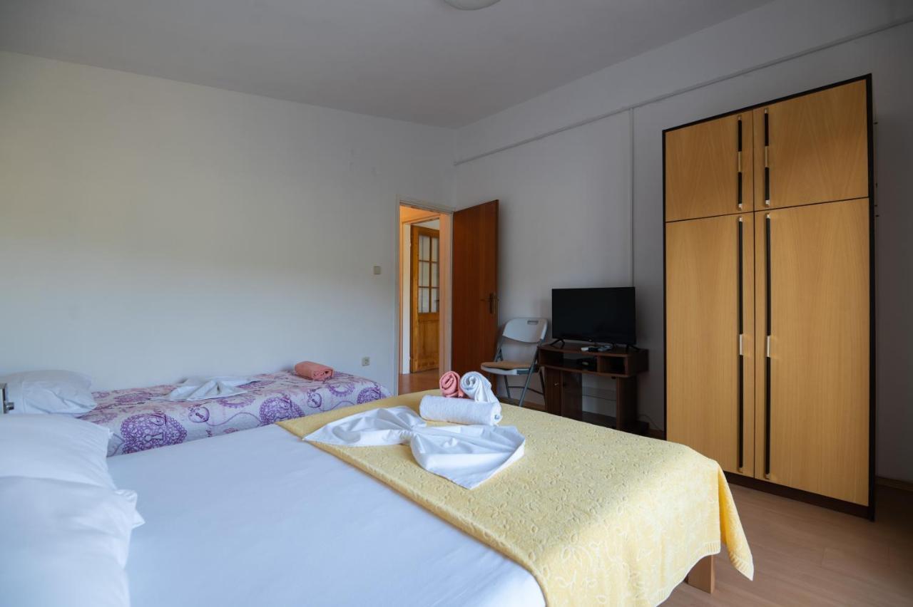 Marina'S Apartments ราชานาส ภายนอก รูปภาพ